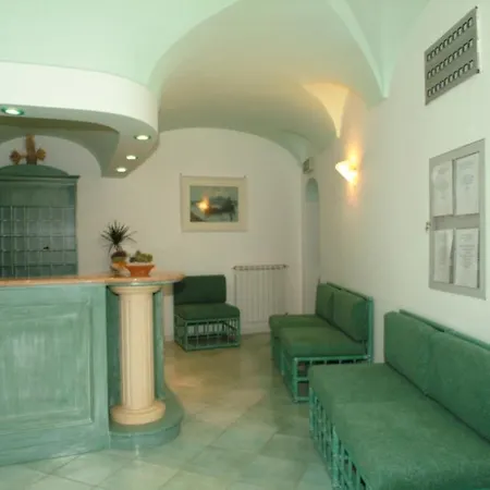 Olmitello - Cucina Vegetariana Bio E Tradizionale Hotel 3*